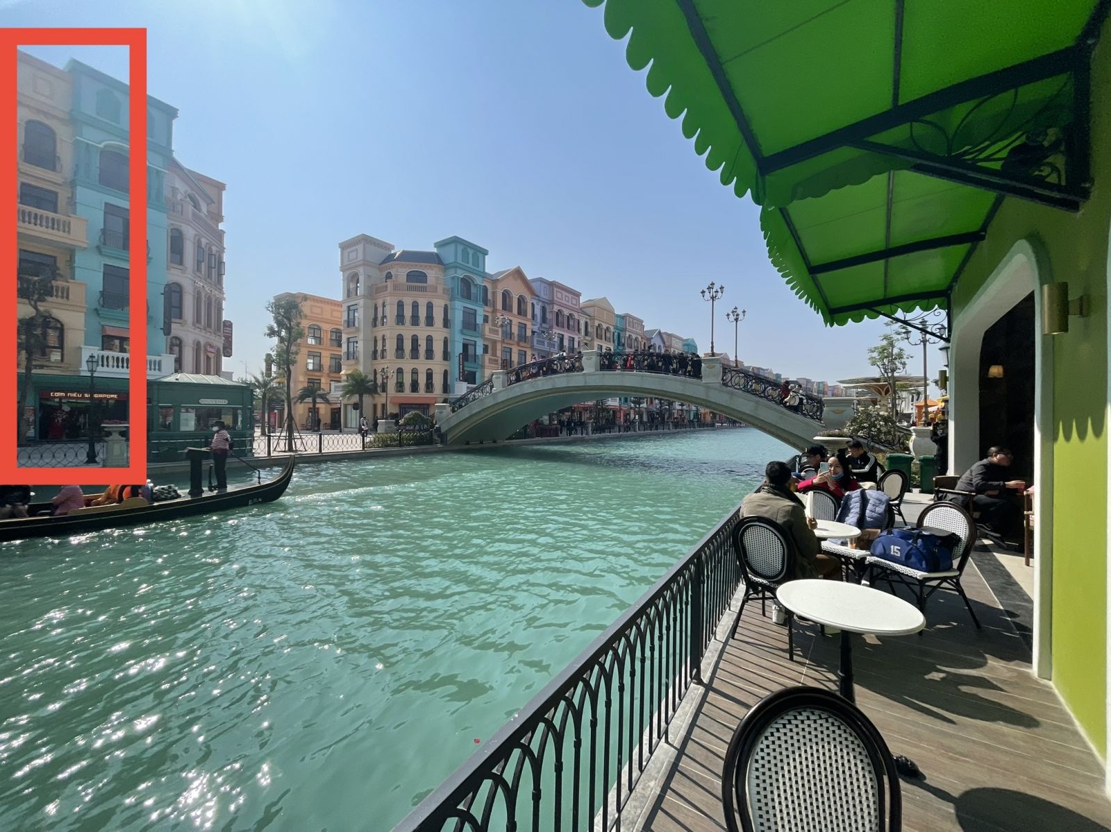 Shop Venice mặt sông nhìn quảng trường