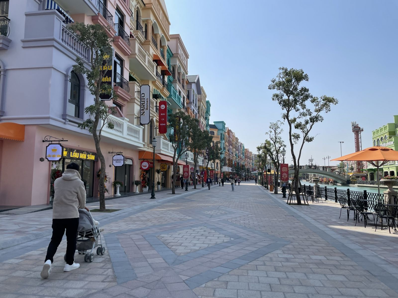 Shop góc Venice Grand World