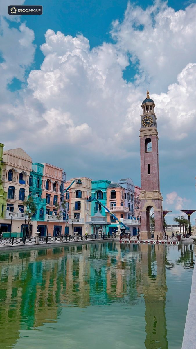 tháp đồng hồ grand world hà nội